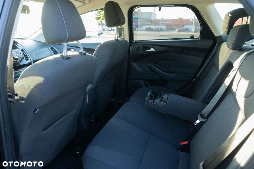 Ford Focus 1.6 EcoBoost Titanium - 17
