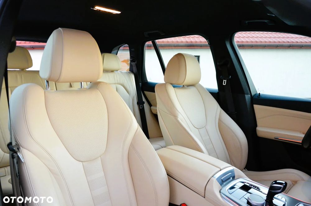 BMW X5 xDrive25d Sport-Aut - 24