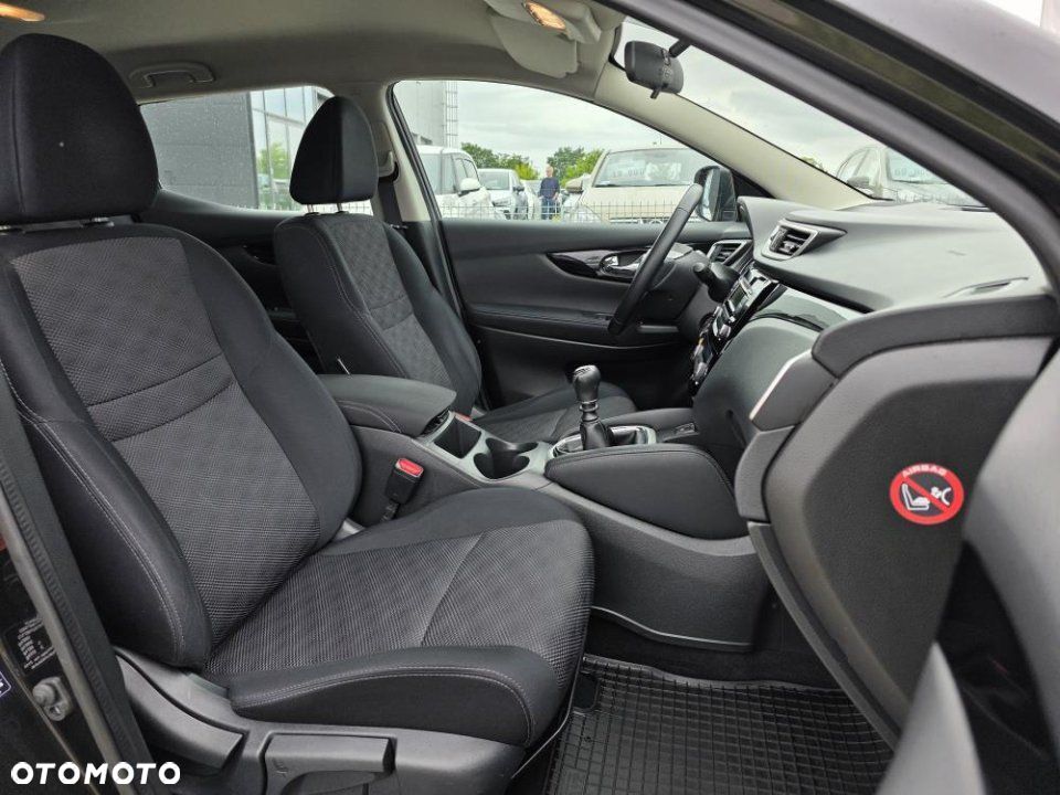 Nissan Qashqai - 22
