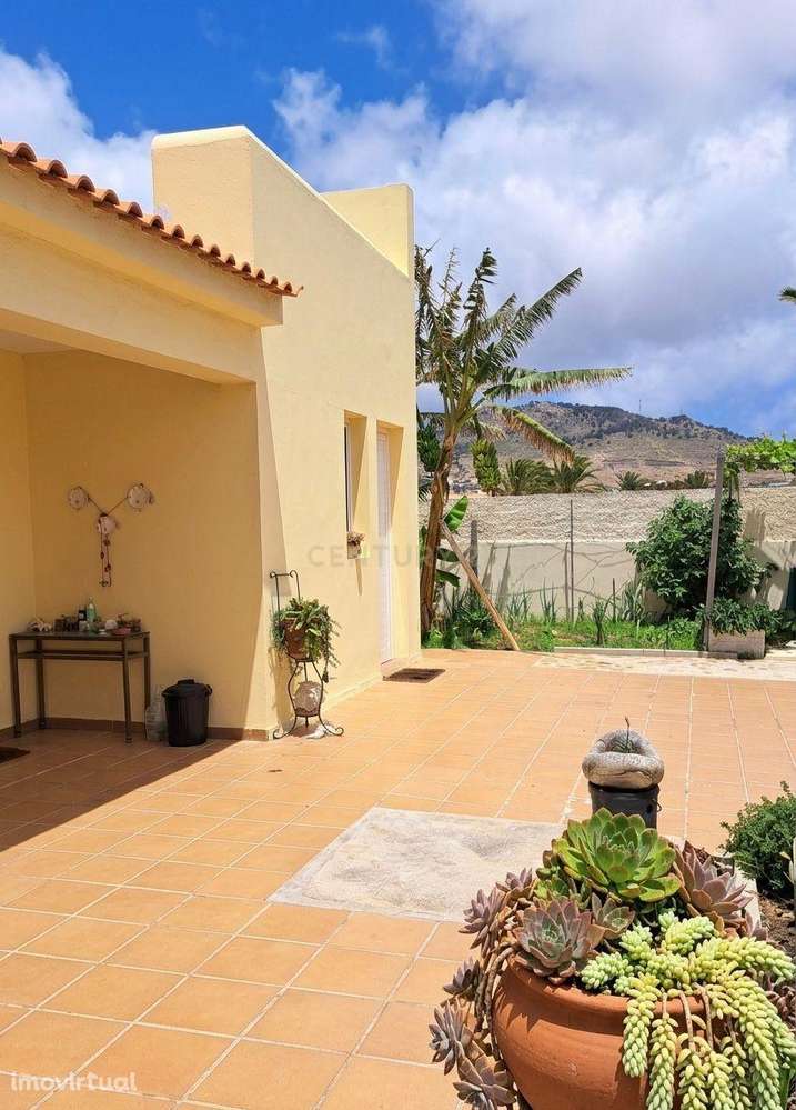 Moradia T2 + Estúdio T1 Independente: Oportunidade Única em Porto Sant - Grande imagem: 4/33