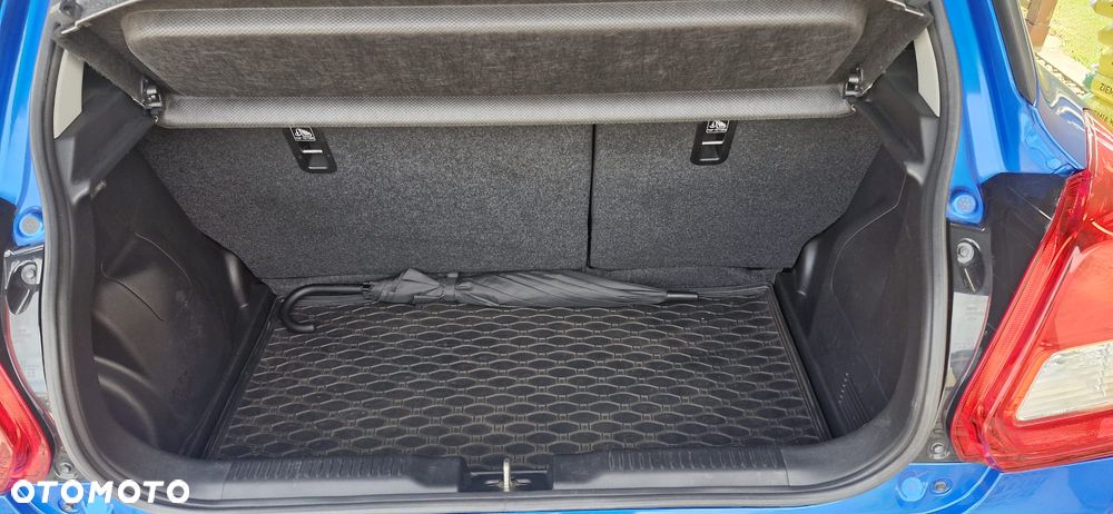 Suzuki Swift - 12