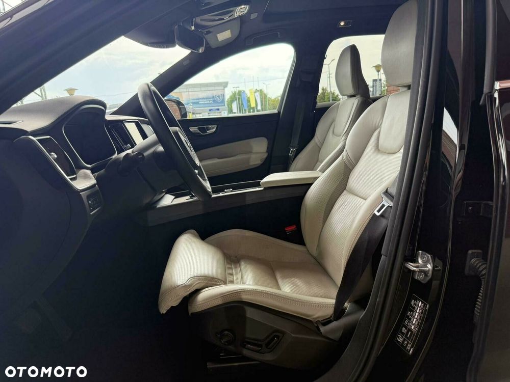 Volvo XC 60 - 12