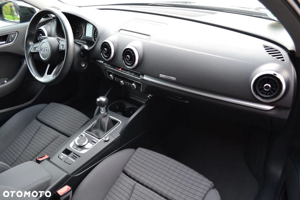 Audi A3 Sportback 1.4 TFSI CoD Sport - 9