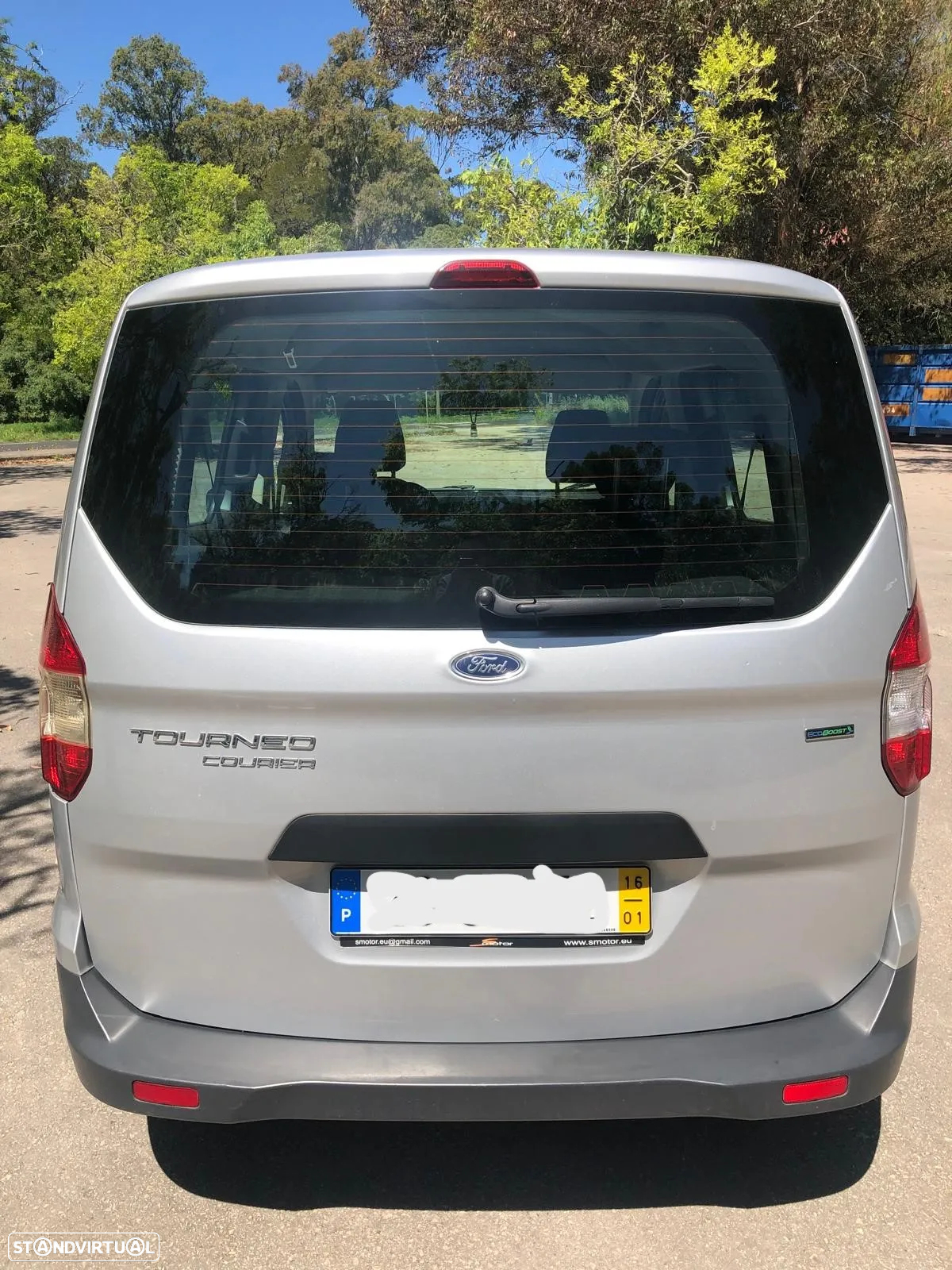 Ford Tourneo Courier 1.0 EcoBoost Ambiente - 4