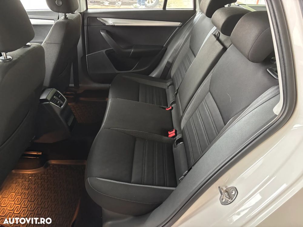 Skoda Octavia Combi 1.0 TSI Ambition - 31