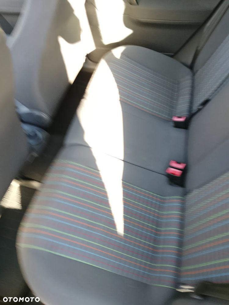 Volkswagen Polo - 8