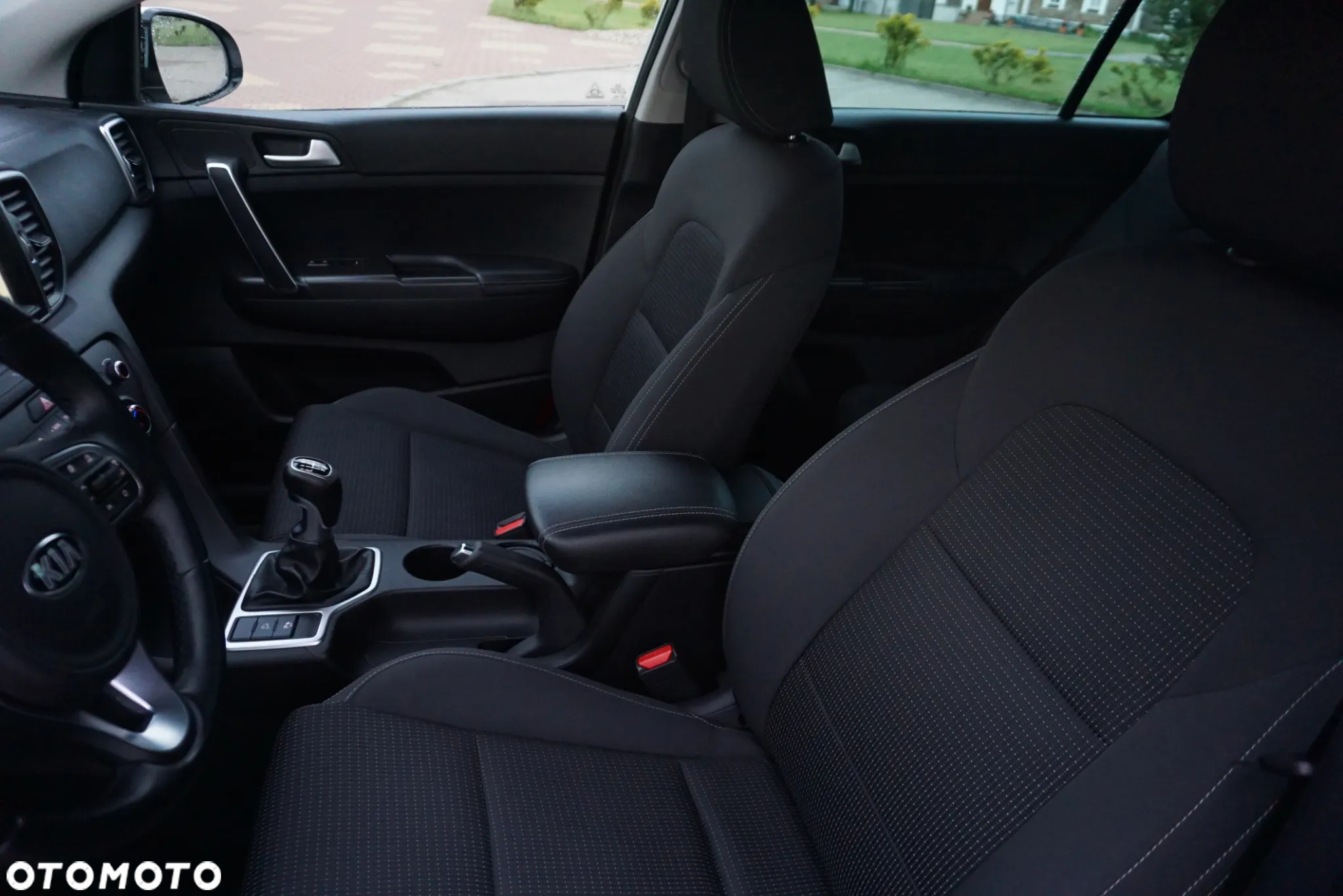 Kia Sportage 1.6 GDI 2WD Attract - 18