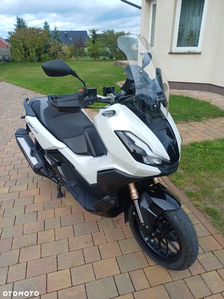 Honda ADV350 - 11