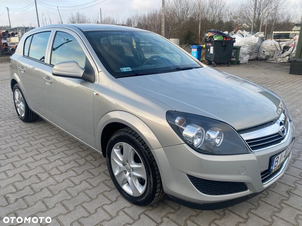 Opel Astra 1.4 Enjoy - 1