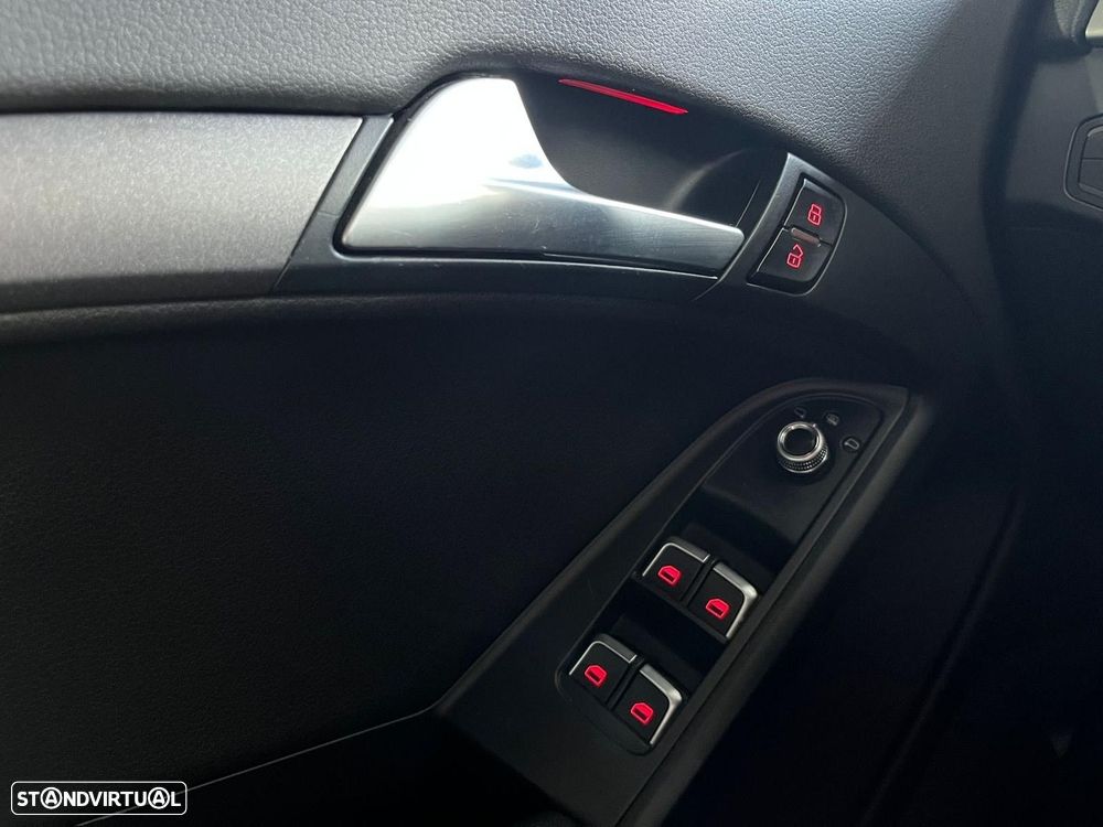 Audi A5 Cabrio 2.0 TDi Multitronic S-line - 31