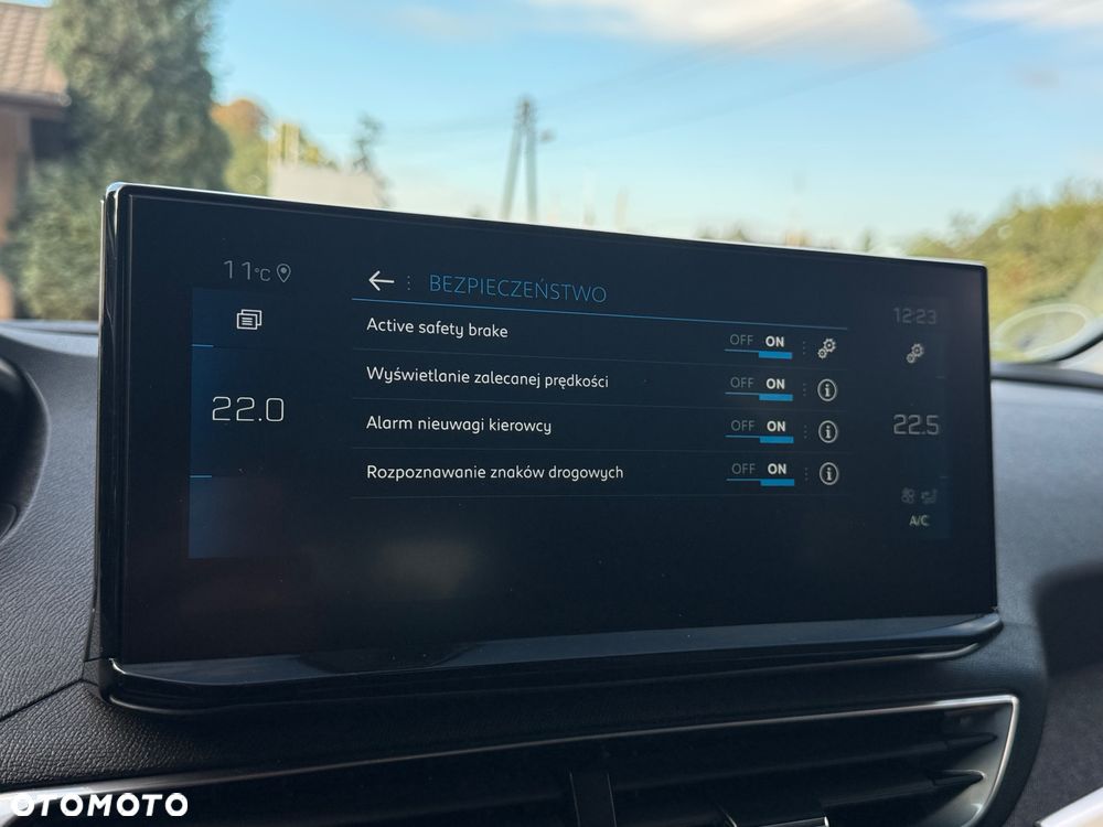 Peugeot 3008 1.5 BlueHDi GT S&S - 25