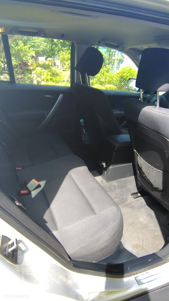 BMW X3 2.0d - 10