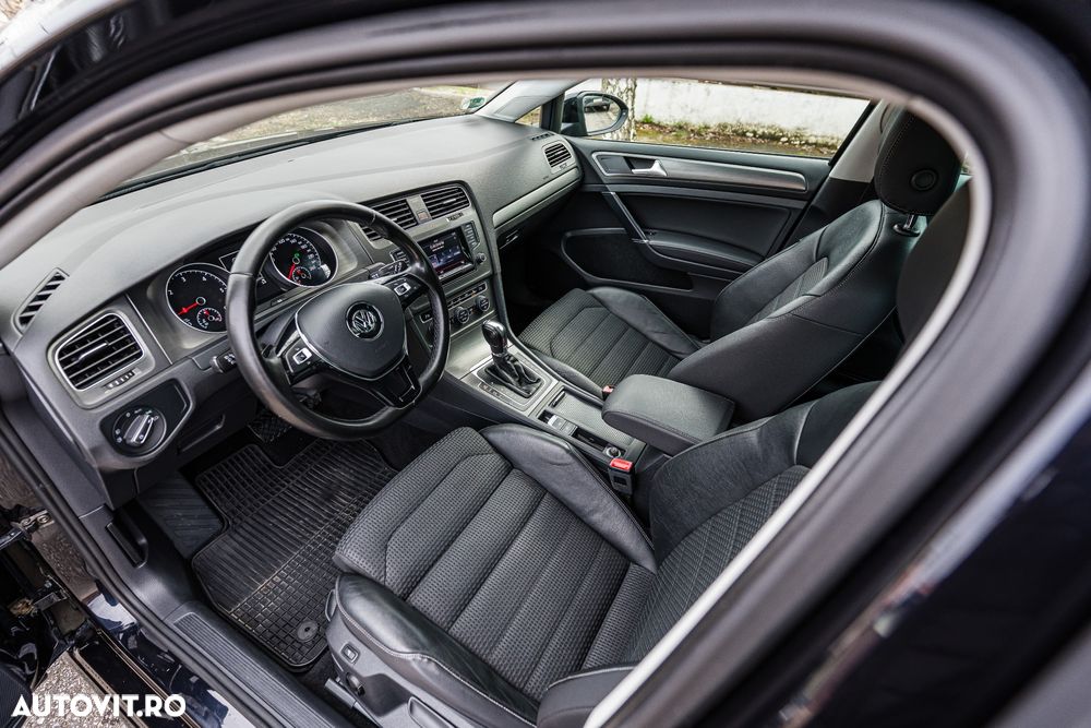 Volkswagen Golf 1.6 TDI BlueMotion Technology DSG Lounge - 8