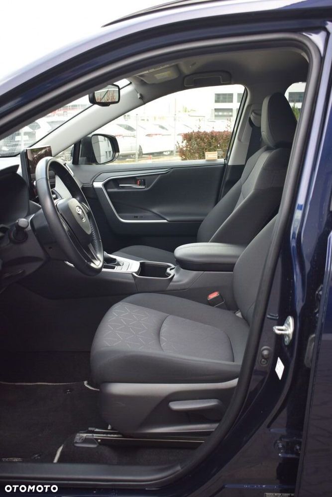 Toyota RAV4 - 13