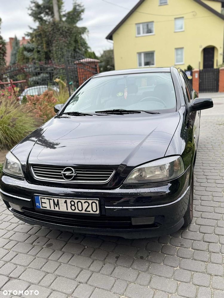 Opel Astra 1.6 - 8