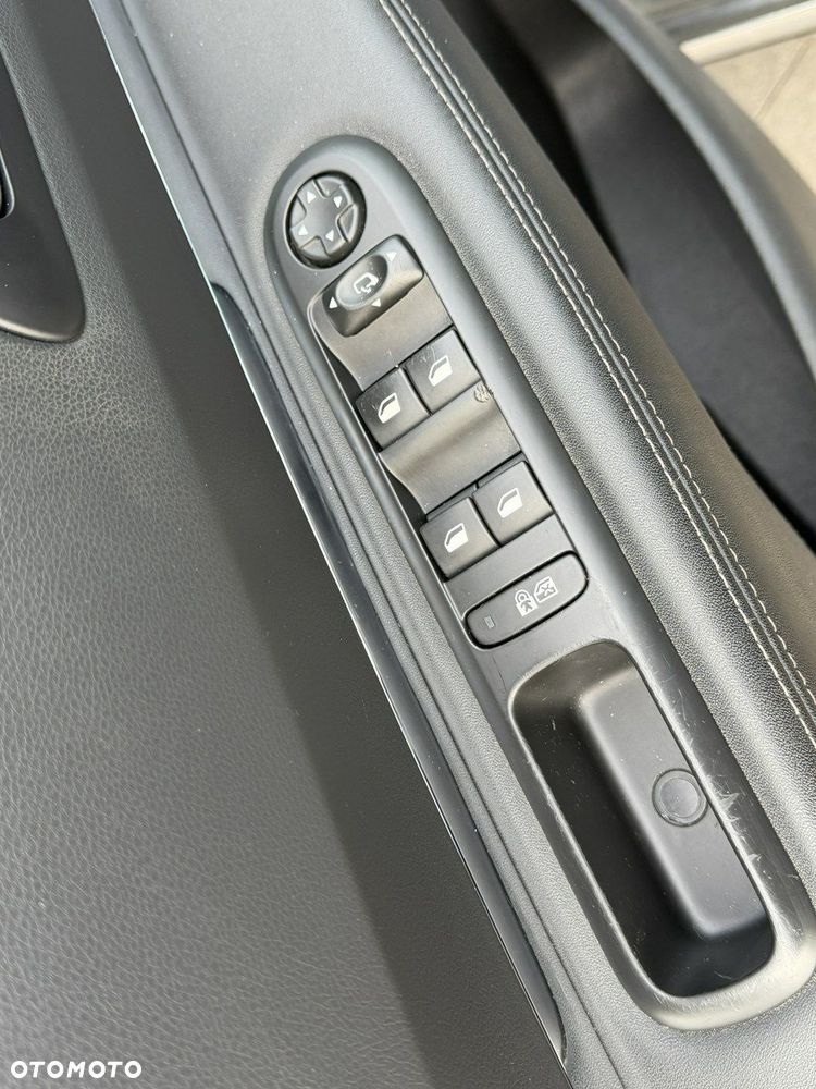 Peugeot 3008 - 17