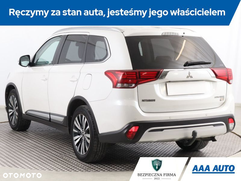Mitsubishi Outlander - 5