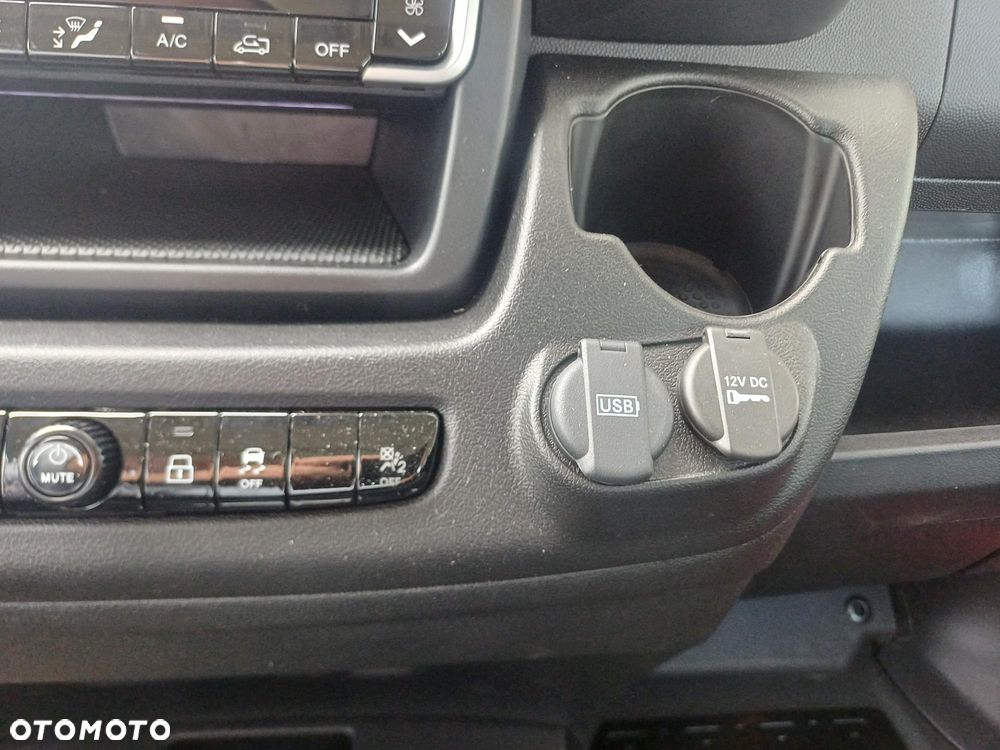 Toyota Toyota Proace Max Wywrotka Brygadowa - 21