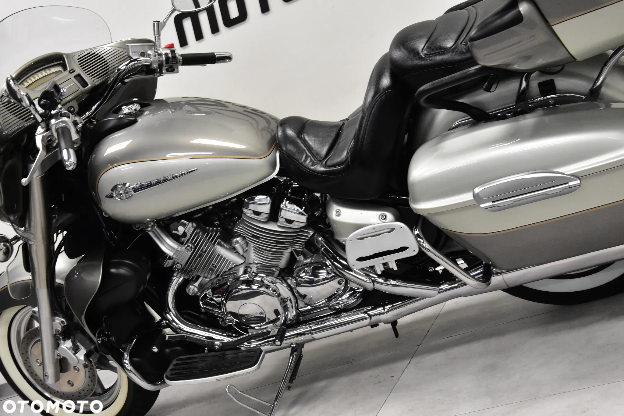 Yamaha XVZ - 12