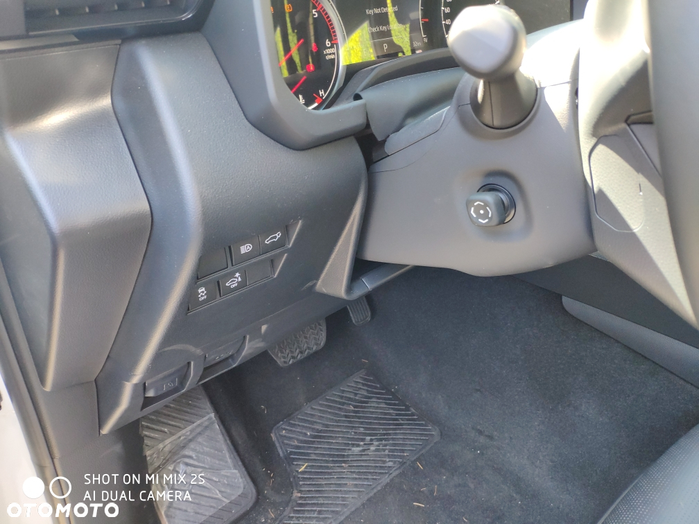 Toyota Land Cruiser - 15