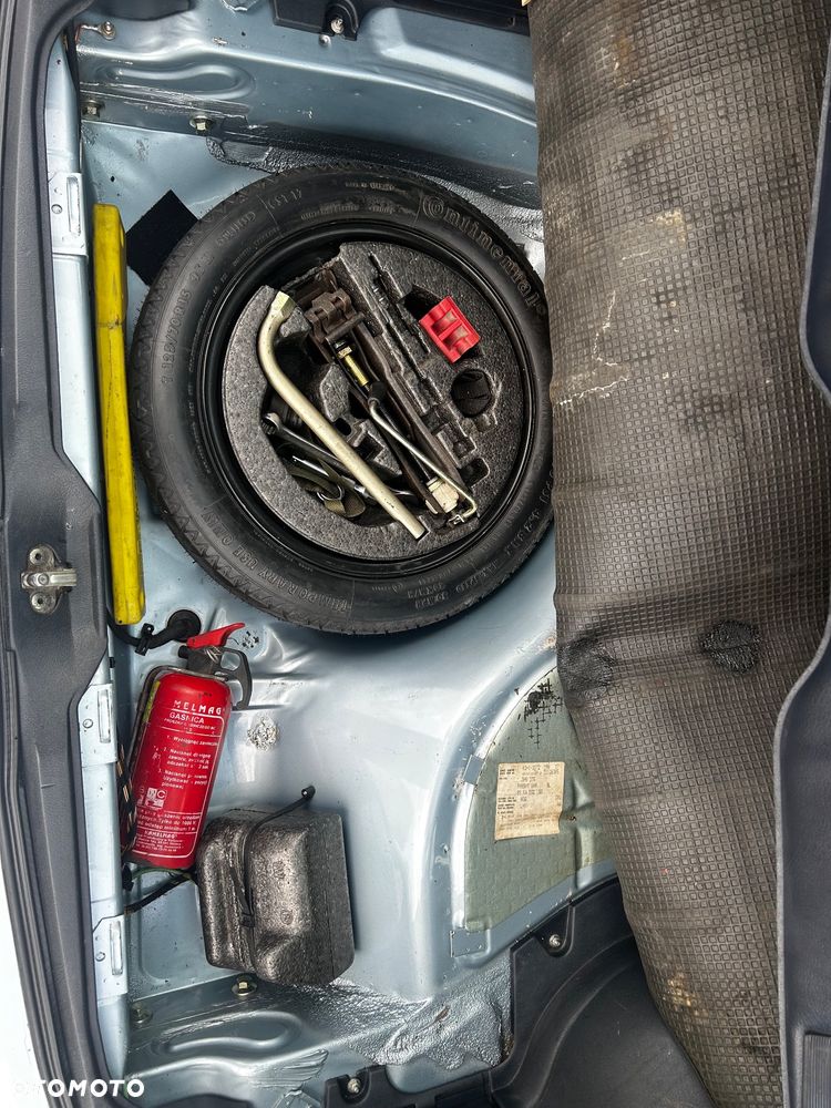 Volkswagen Passat 2.0 GT - 33
