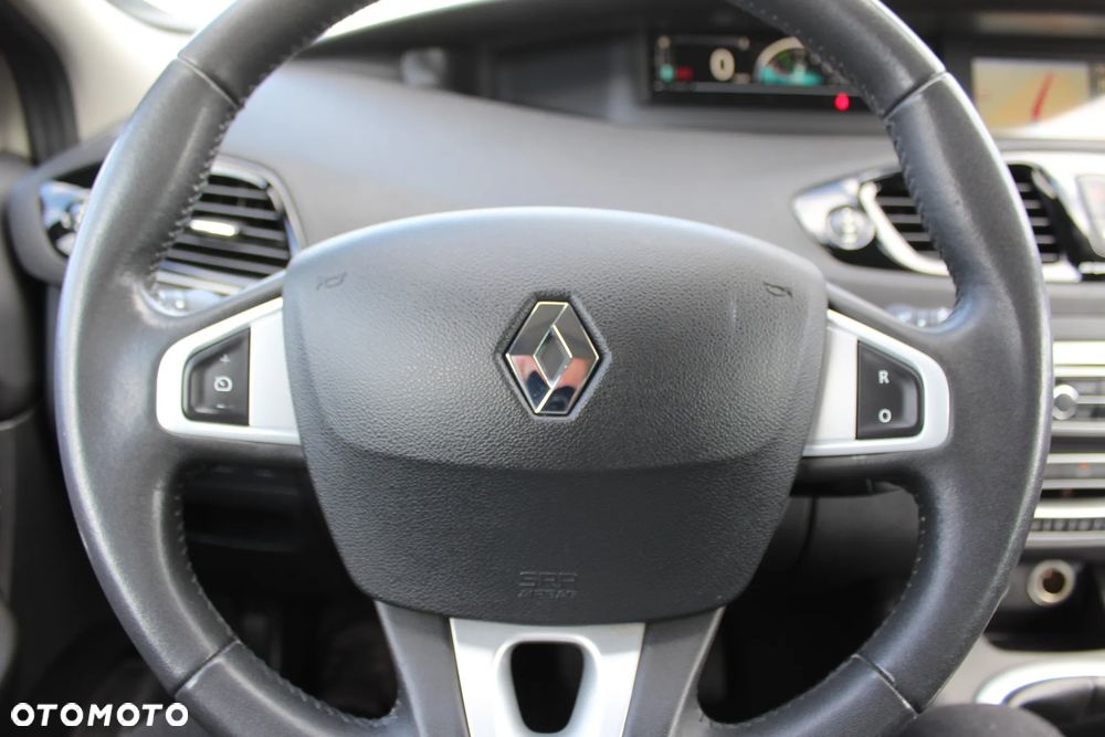 Renault Scenic Energy dCi 110 S&S Paris - 20