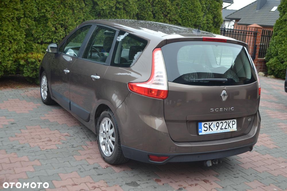 Renault Scenic 1.5 dCi Privilege - 7