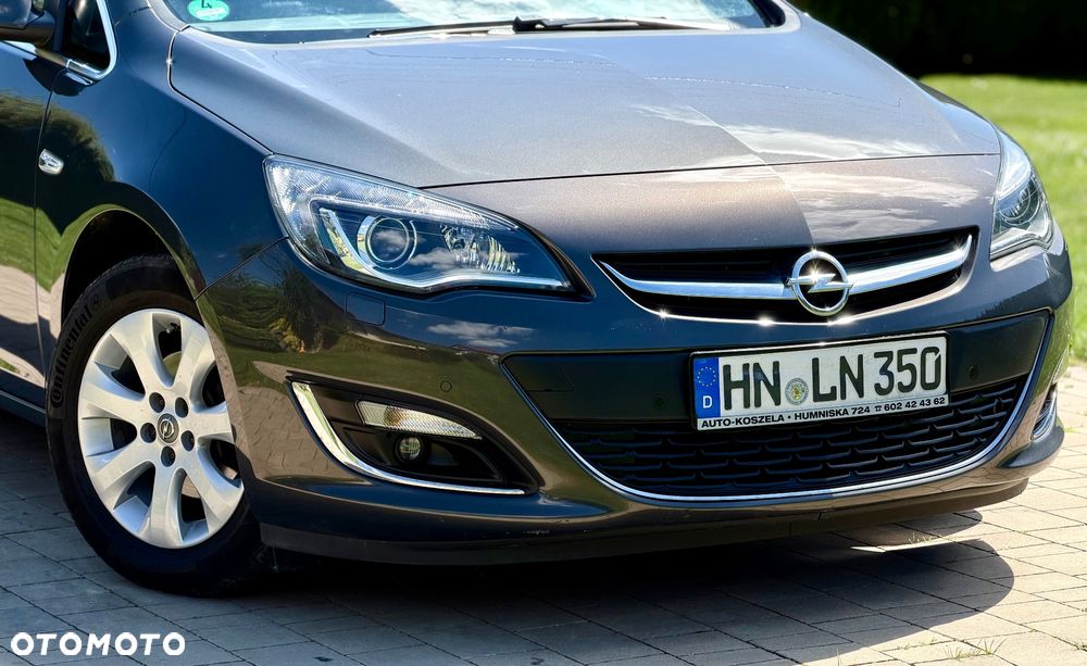 Opel Astra 1.4 Turbo Color Edition - 12