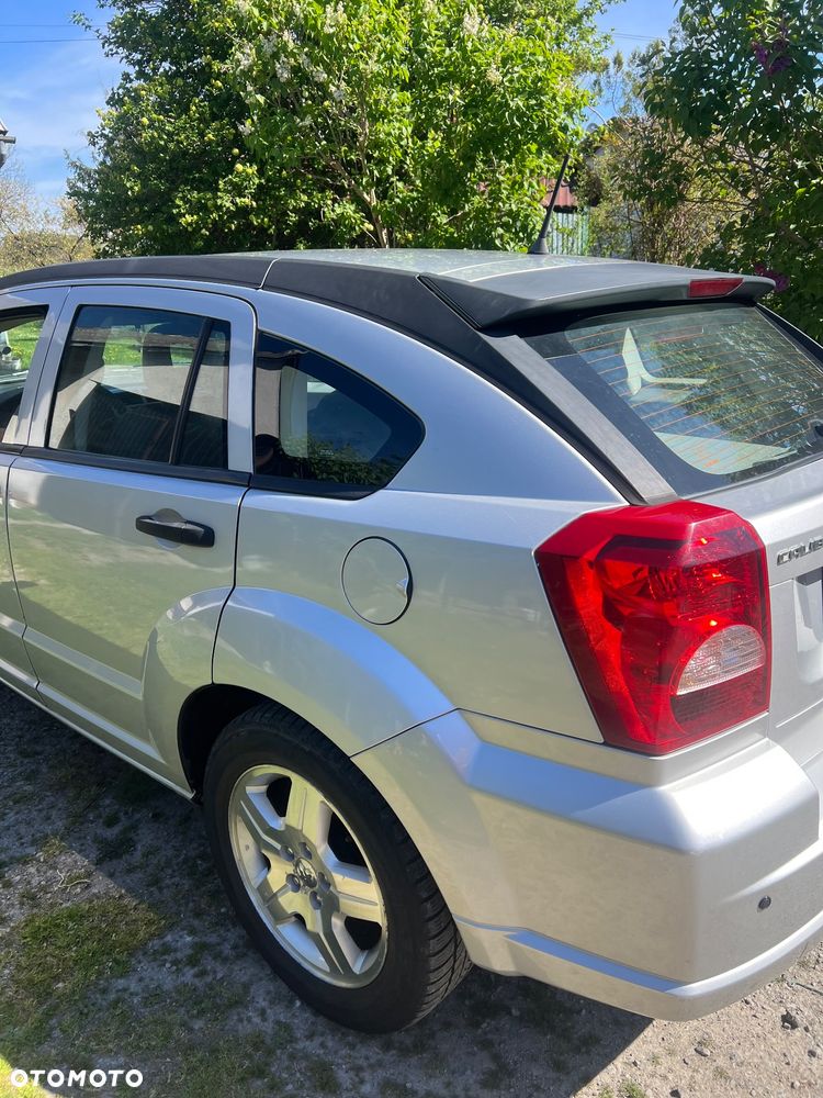Dodge Caliber - 4