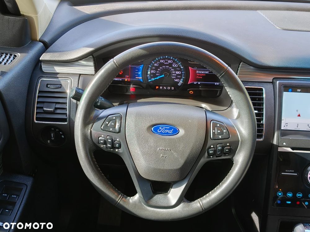 Ford Flex - 16