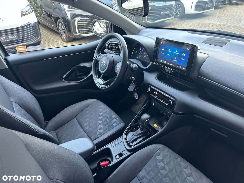 Toyota Yaris Hybrid 1.5 Style - 19