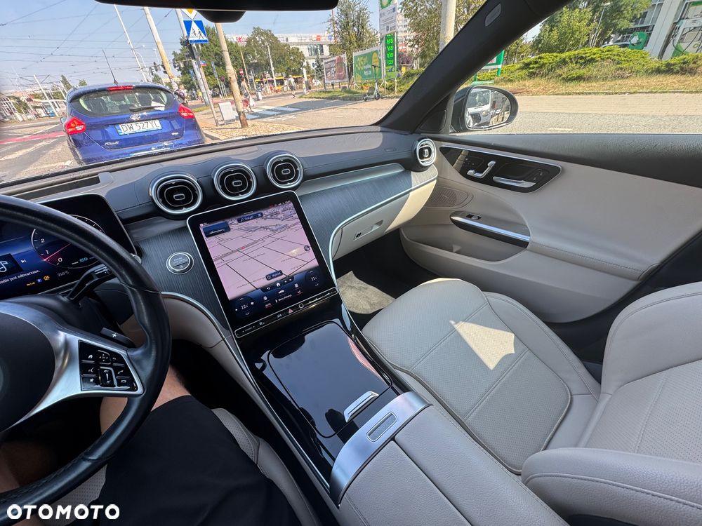 Mercedes-Benz Klasa C 300 4Matic 9G-TRONIC Avantgarde - 28