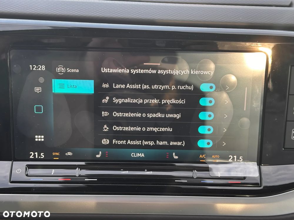 Volkswagen Multivan 2.0 TDI L2 Life DSG - 17