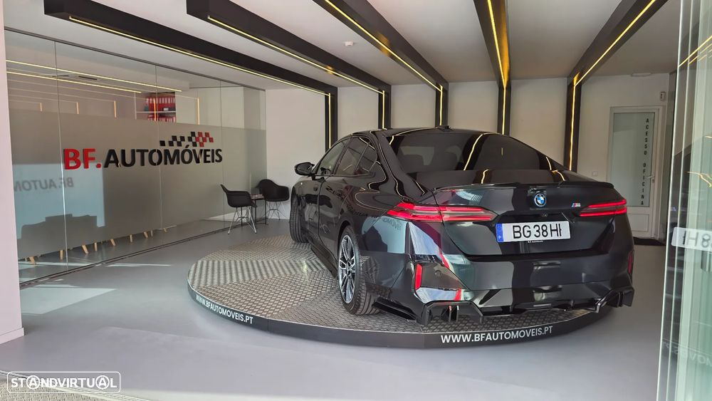 BMW 530 e Pack Desportivo M Pro - 3