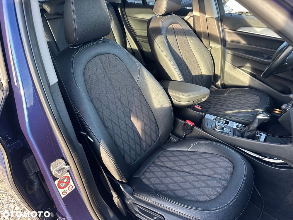 BMW X1 xDrive25i xLine sport - 22