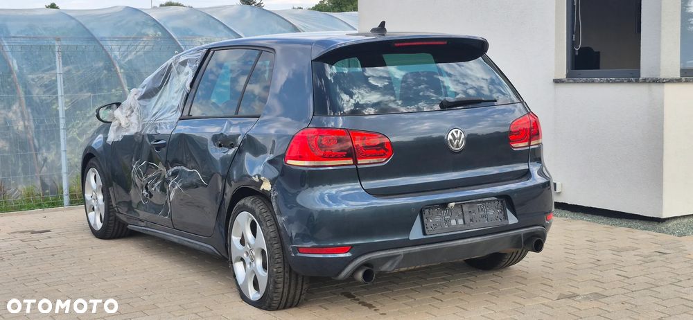 Volkswagen Golf 2.0 TSI GTI DSG - 4