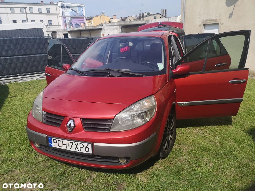Renault Scenic 1.5 dCi Confort Privilege - 6