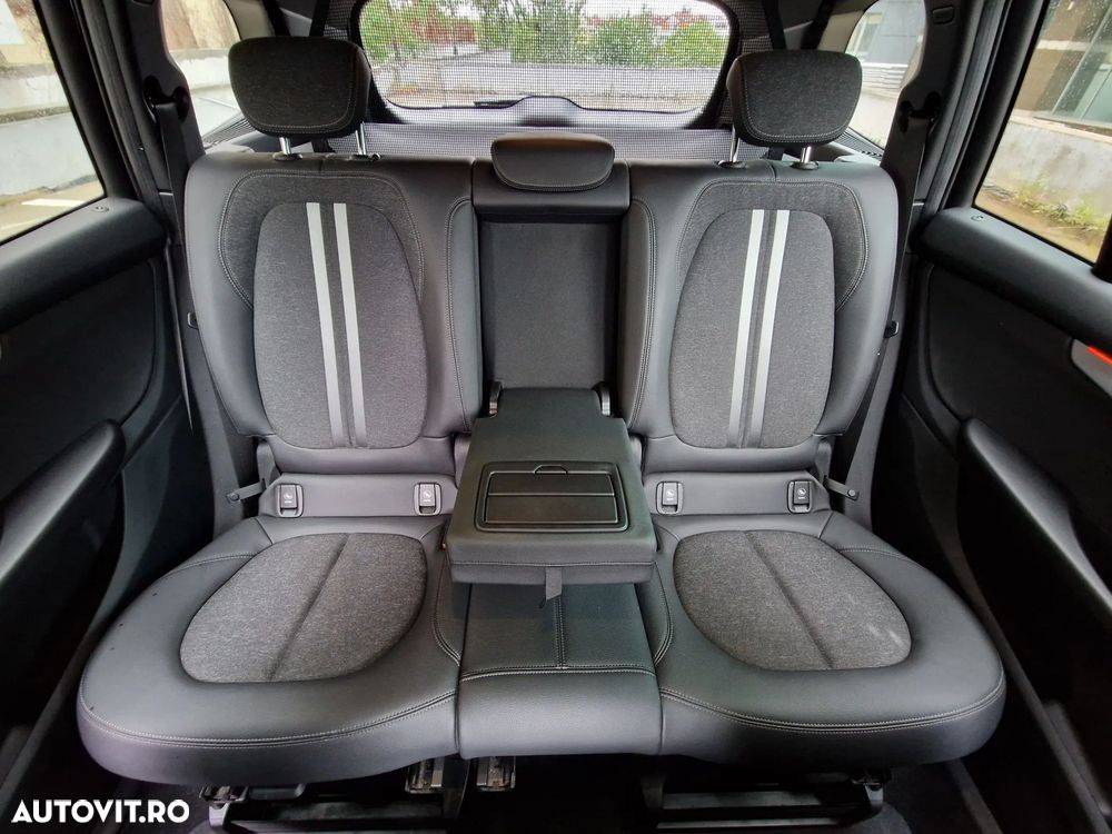 BMW Seria 2 218i Aut. M Sport - 9