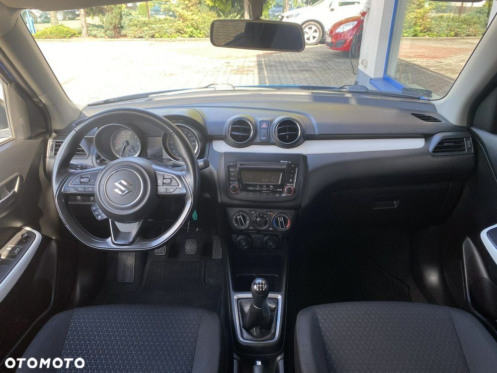 Suzuki Swift - 12