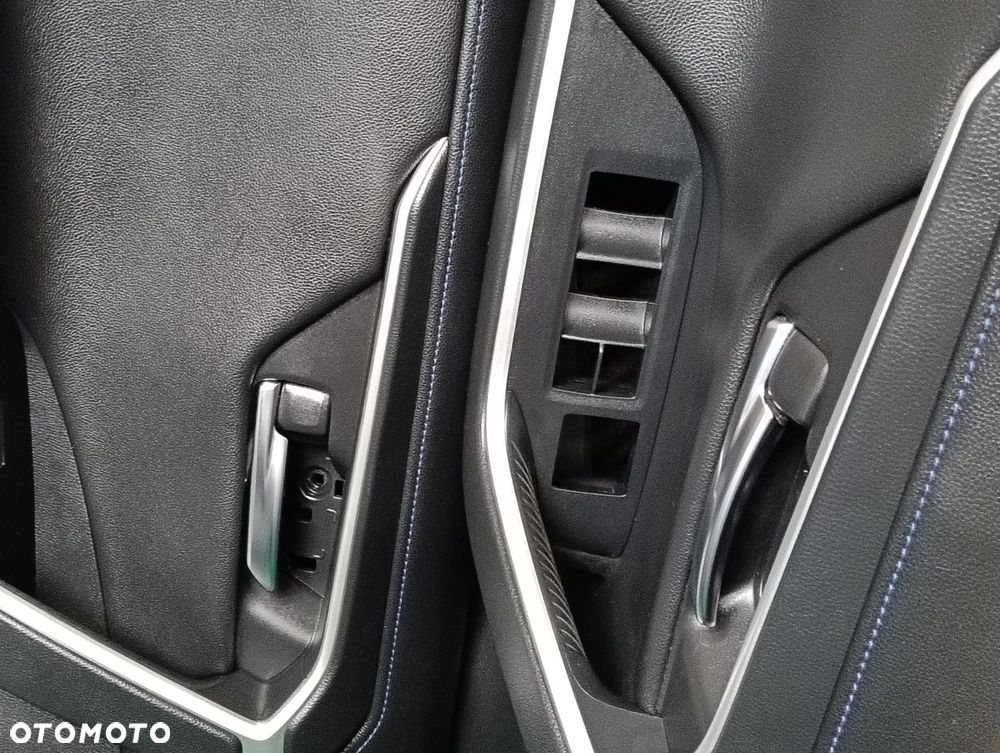 TOYOTA RAV4 od 2019r Fotele Kanapy Boczki - 11