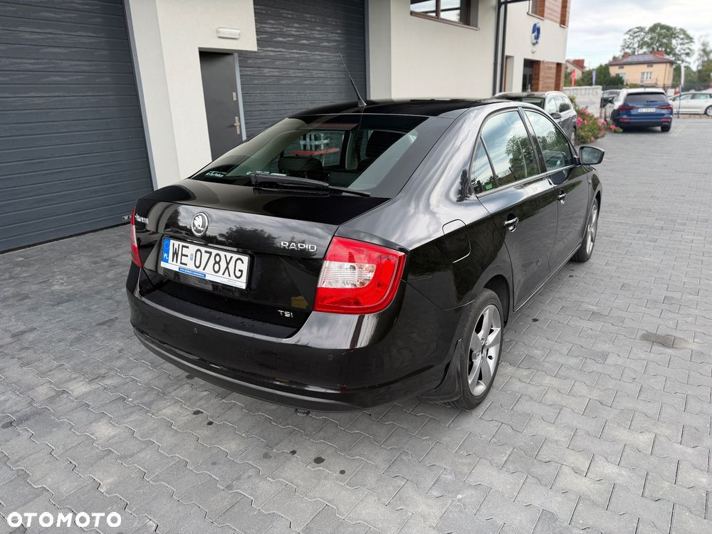 Skoda RAPID 1.2 TSI Active - 8
