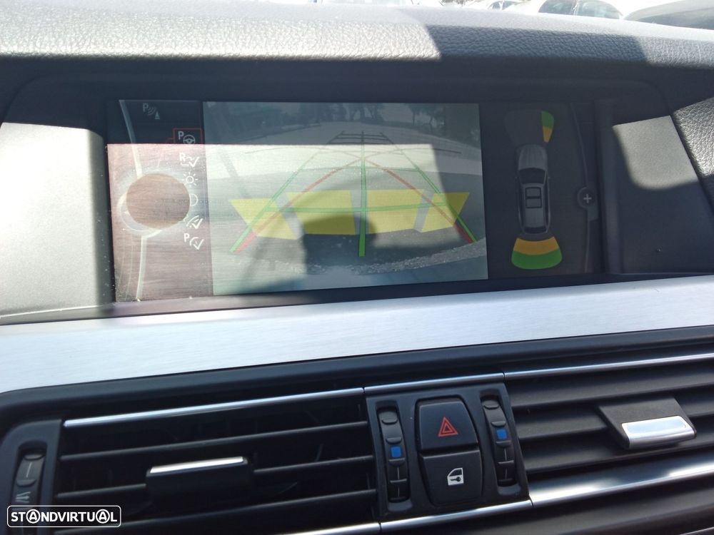 BMW 520 d Line Luxury - 14