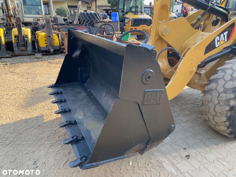 Caterpillar CAT 907H2, 5800 MTH, ŁYŻKA OTWIERANA + WIDŁY, z NIEMIEC, - 24