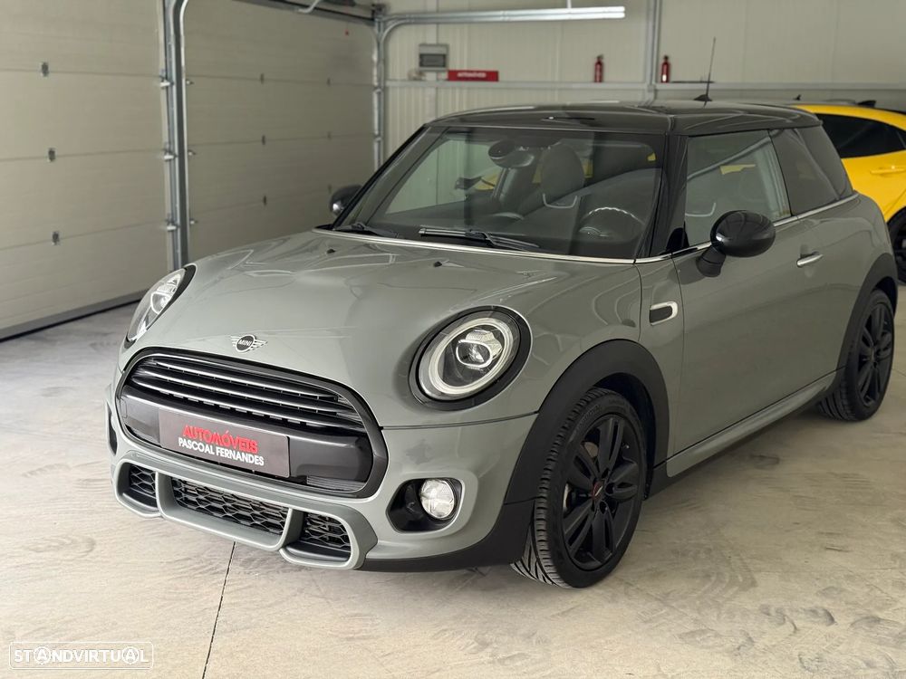 MINI 3 Portas Cooper D Aut. - 29