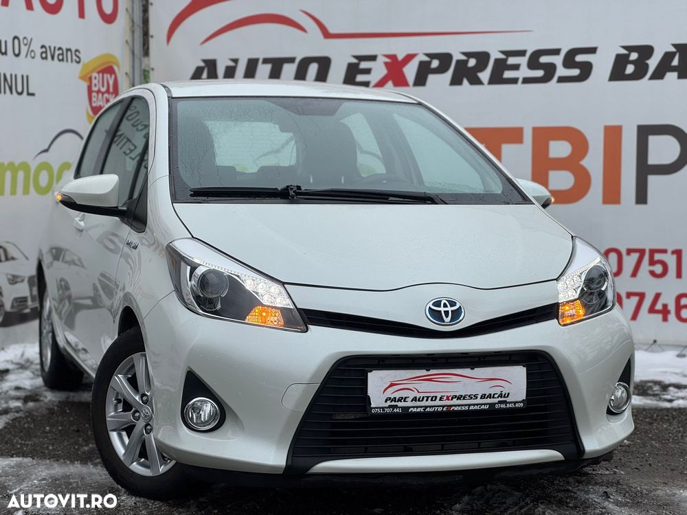 Toyota Yaris 1.5 VVT-i Lounge - 14