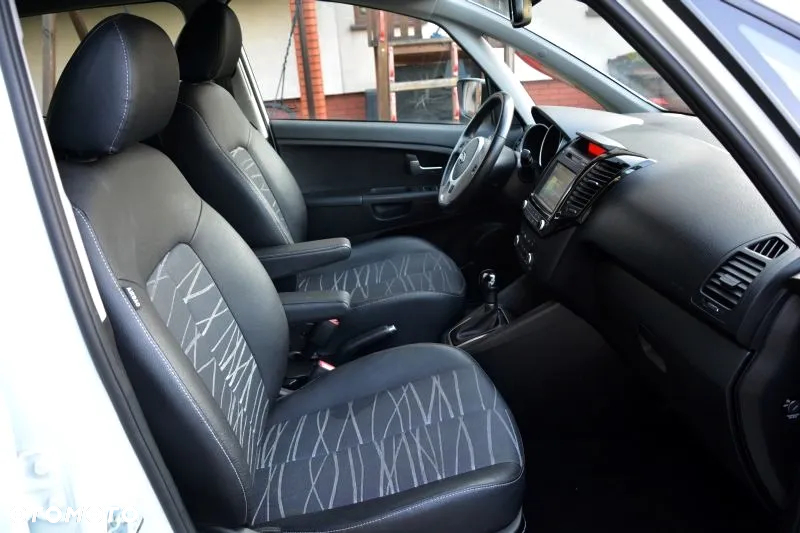 Kia Venga 1.6 CVVT Automatik Dream-Team Edition - 10