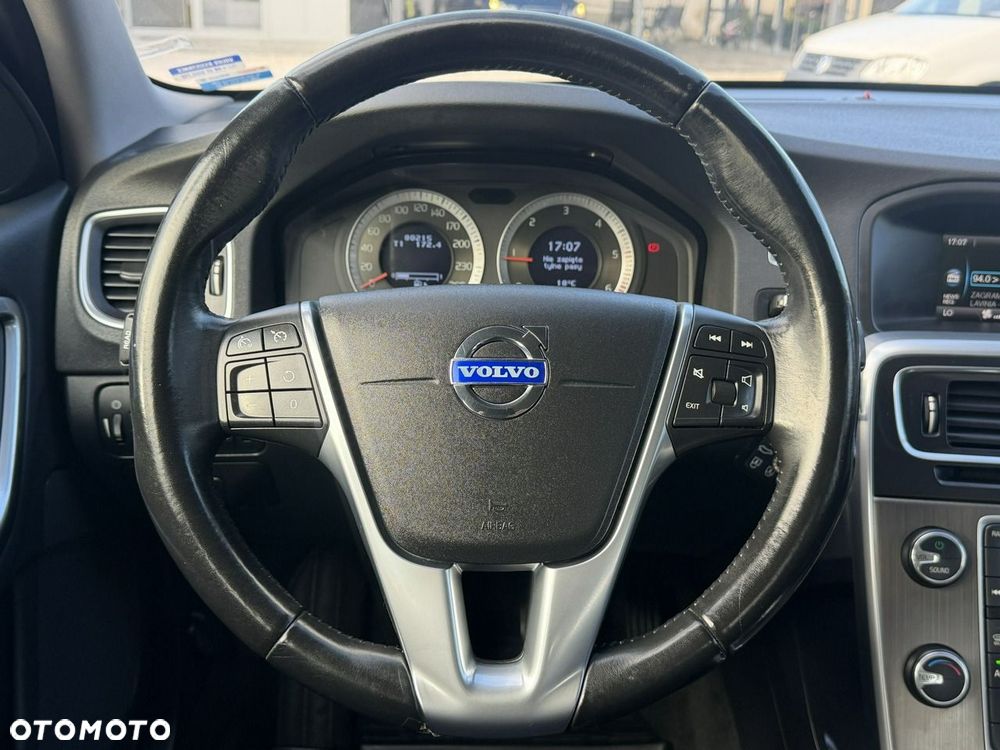 Volvo S60 - 25