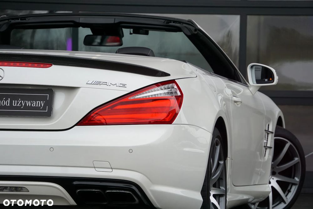 Mercedes-Benz SL 63 AMG AMG Speedshift MCT 7-Gang Sportgetriebe AMG Performance Package - 24