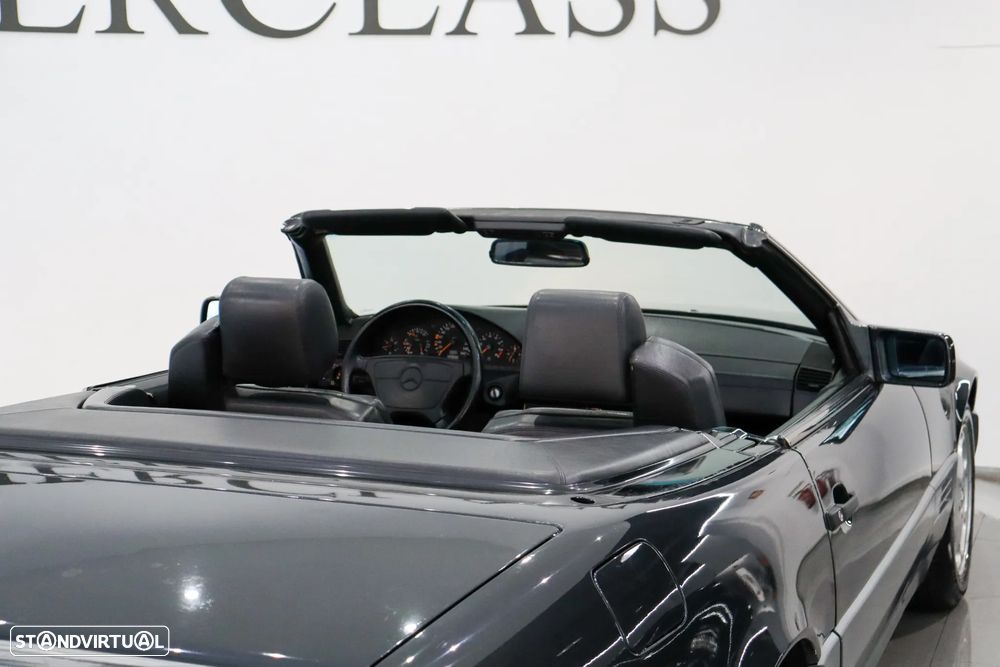 Mercedes-Benz SL 300 - 8