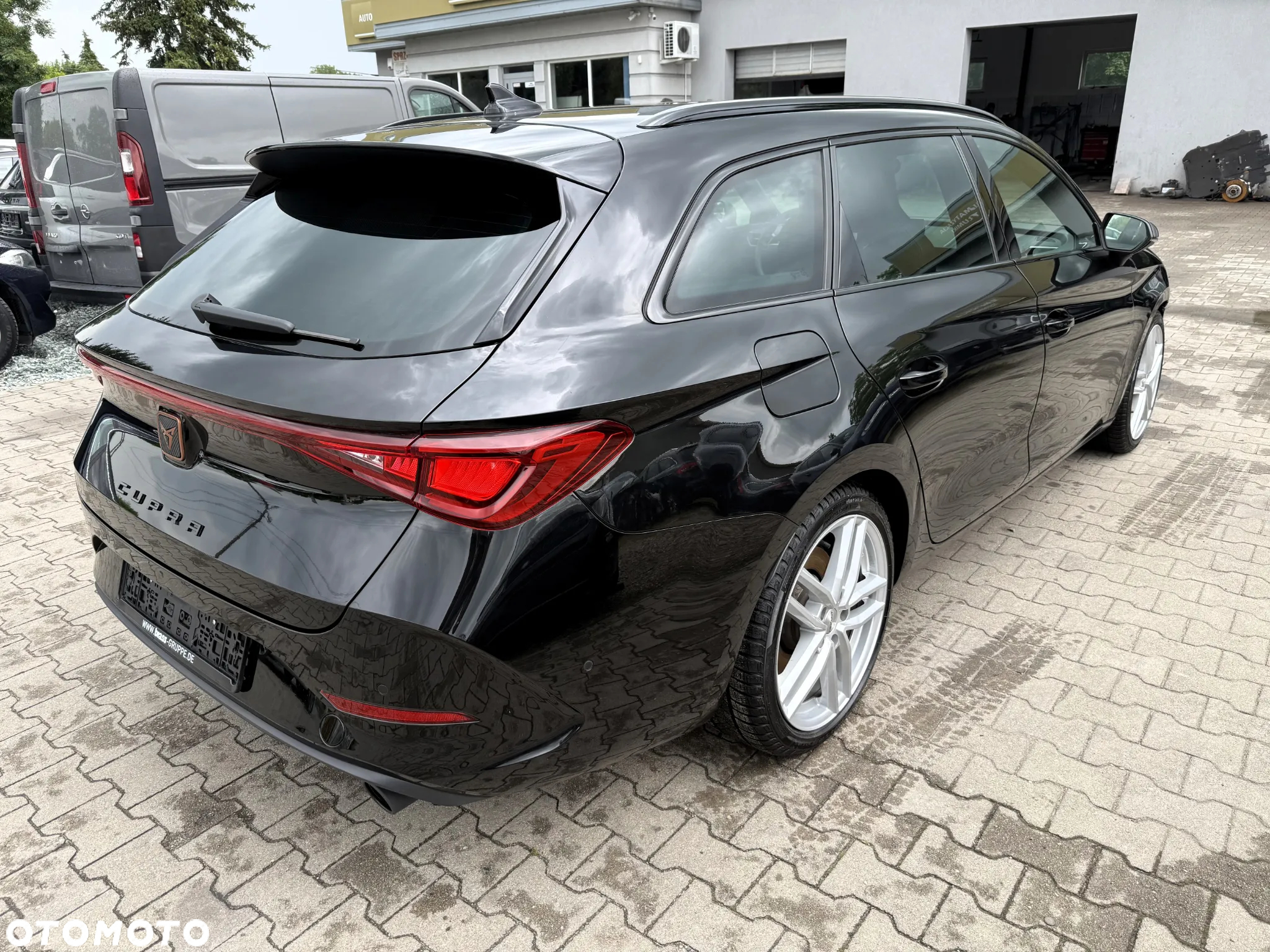 Cupra Leon Sportstourer 2.0 TSI DSG - 3